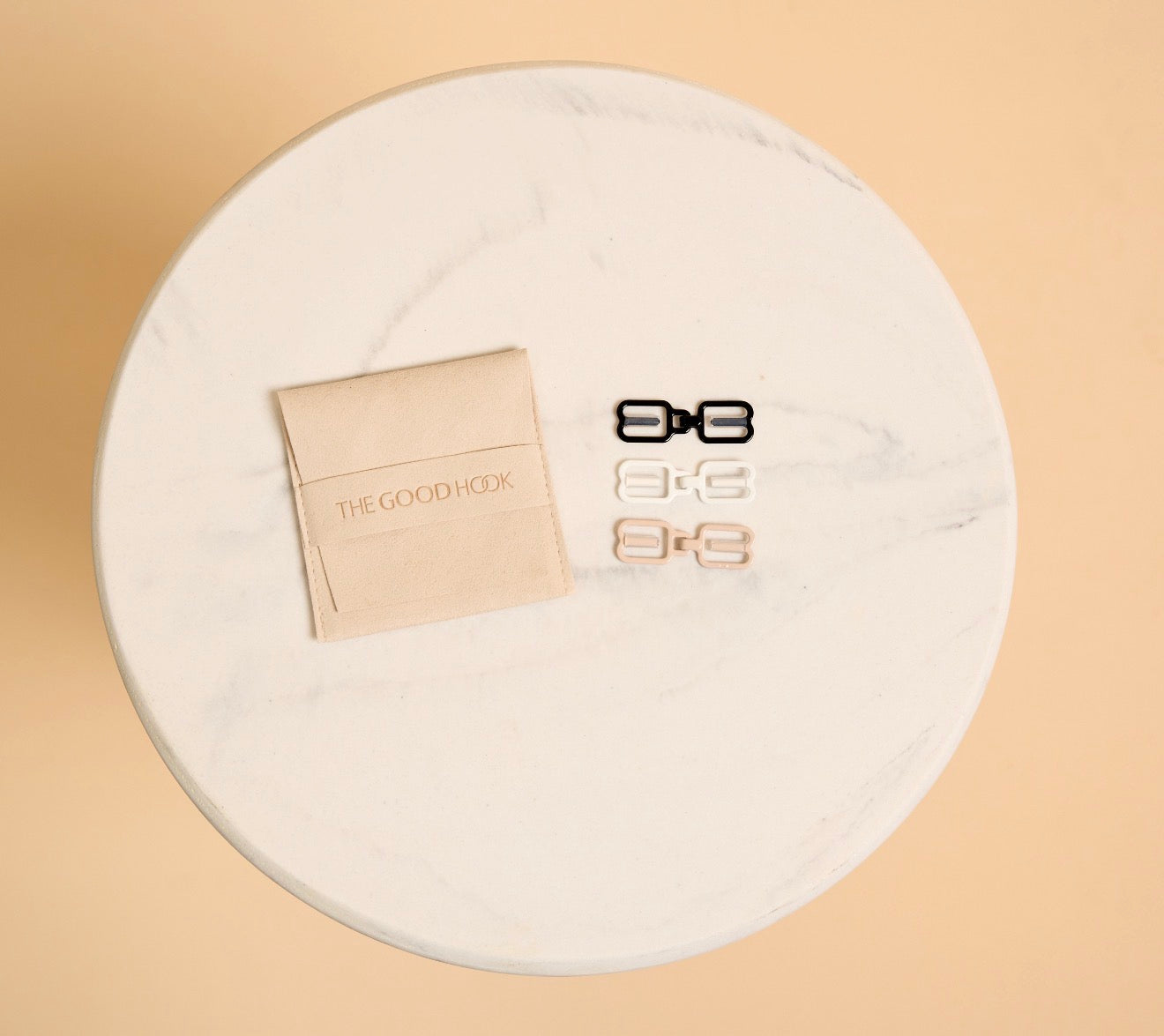 THE GOOD HOOK 3-Pack Racerback Bra Converter Clip | Narrow · Black, White & Beige